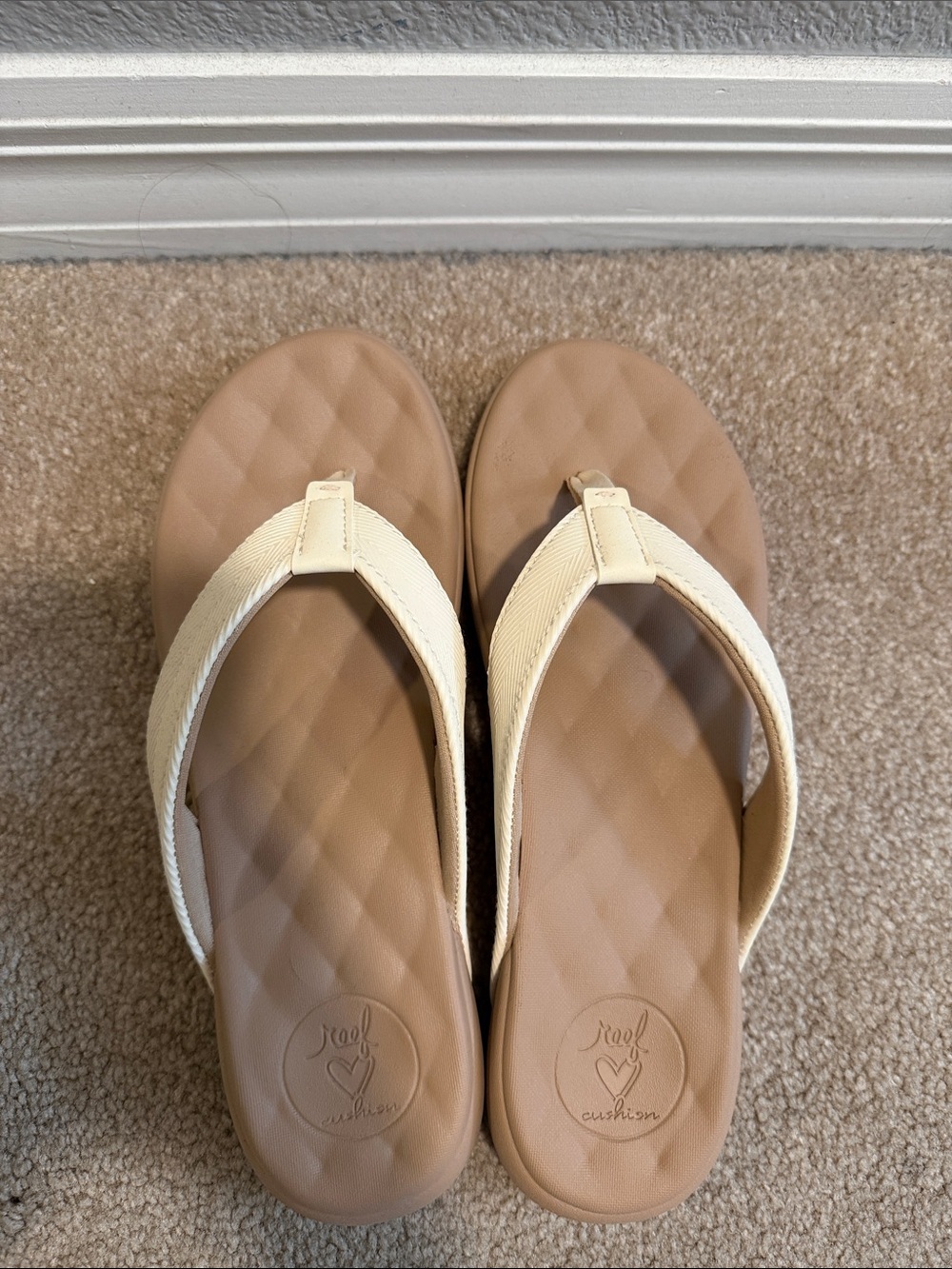 Reef Women's Tan Footbed with Cream Fabric Strap Sandals